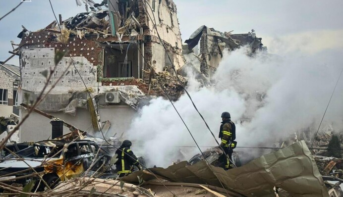 РФ атакувала Україну майже 500 ударними безпілотниками та понад 40 ракетами – Зеленський