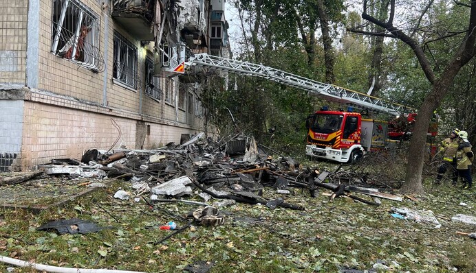Масований комбінований удар по Києву: наслідки атаки у Солом'янському районі столиці – фото