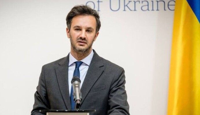 МИД ответил венгерскому чиновнику на предложение отдать территории для мира