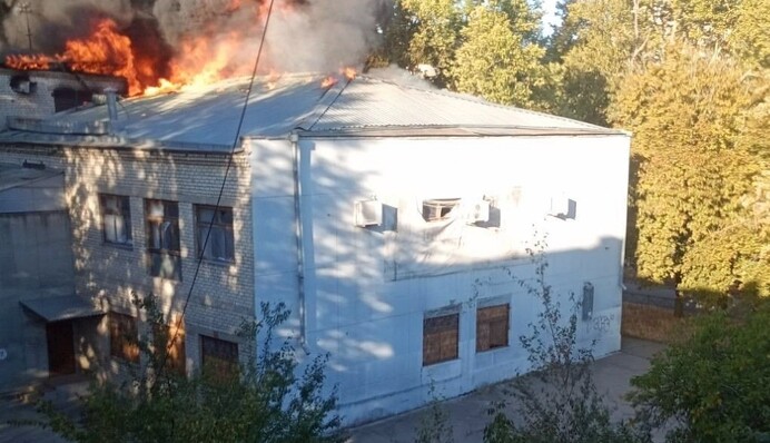 Внаслідок атаки на Херсон загинув поліцейський, іншого поранено