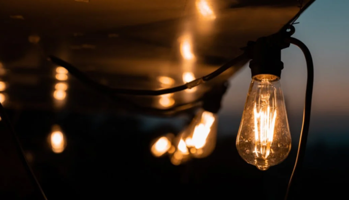 Резкое удешевление электроэнергии в сентябре стало следствием профицита мощностей — Прокип