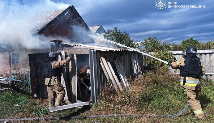 Росіяни атакували Дніпропетровщину: дві жінки отримали травми