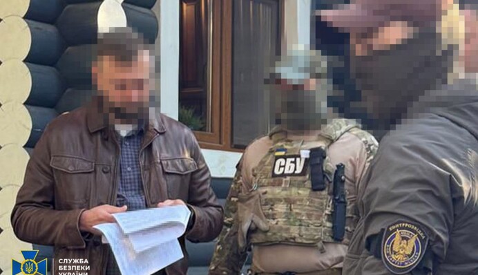 Разоблачен чиновник украинского МИД, который «легализовал» россиян в странах ЕС