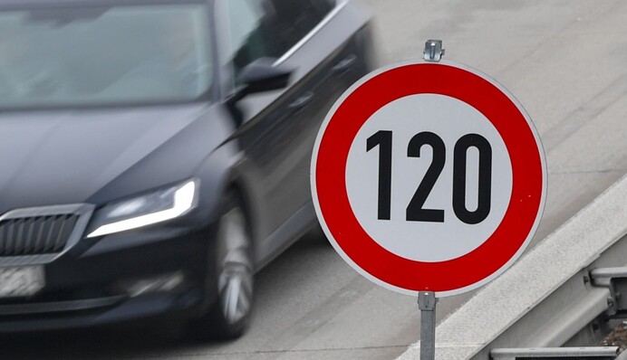 В Україні планують посилити відповідальність за перевищення швидкості: нардеп про законопроєкт №13314