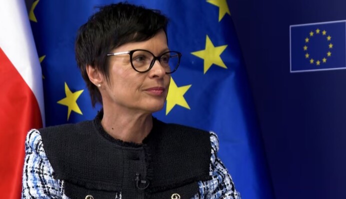 Кос заявила, что Евросоюз будет следить за ситуацией вокруг НАБУ и САП