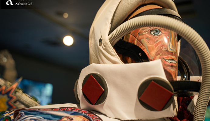 В Киеве стартовало UBiennale 2025 "Поле Памяти. Время Восстановления" — фото