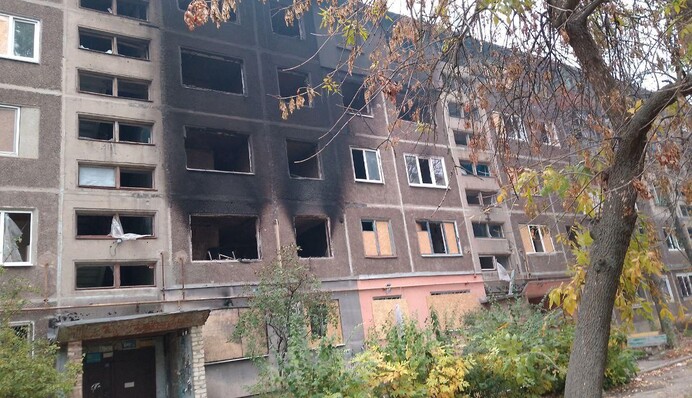 Росармія вдарила по Костянтинівці авіабомбою та БпЛА: постраждали двоє людей