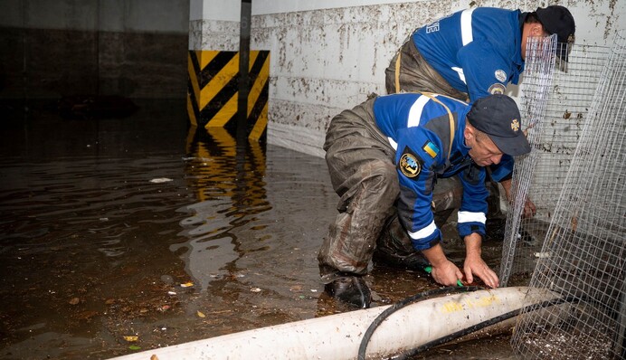 Негода в Одесі: пошкоджено майже 500 багатоповерхівок та 300 приватних будинків
