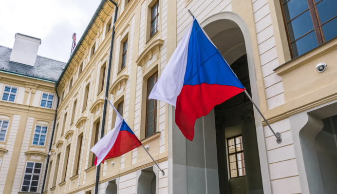 Вибори у Чехії можуть повернути до влади Андрея Бабіша – планує скоротити допомогу Києву