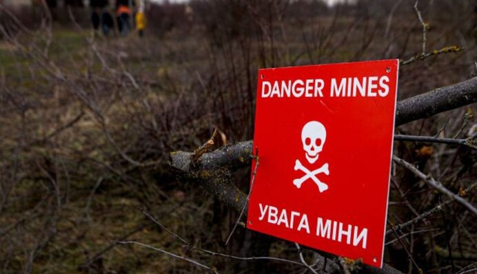 С начала великой войны в Украине от российских мин пострадали 1330 человек