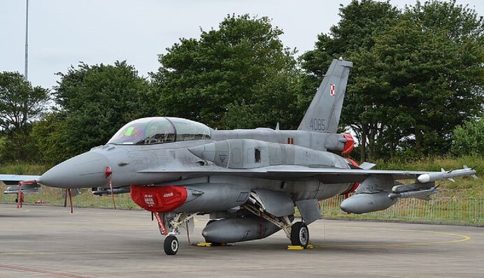 Польша поднимала в воздух авиацию из-за масштабной комбинированной воздушной атаки России по Украине