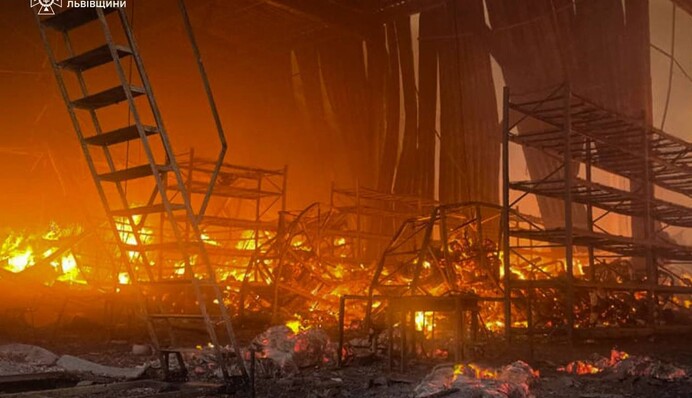 Россияне выпустили по Украине более 50 ракет и около 500 дронов, среди них – крылатые ракеты, 