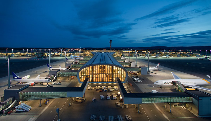 Неизвестные дроны ночью остановили работу аэропорта в норвежском Осло