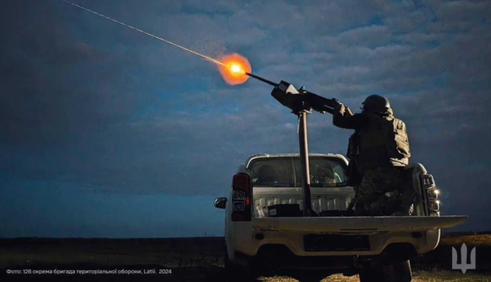 Воздушная атака на север и восток Украины: Россия запустила две баллистические ракеты и 152 БПЛА