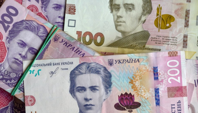 У Раді пропонують розміщувати на банкнотах написи 