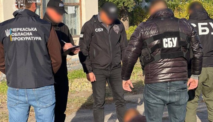 Група інвалідності за 11 тис. доларів: правоохоронця викрили на хабарі