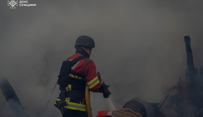 Удар РФ по Сумах: ДСНС ліквідувала всі осередки горіння