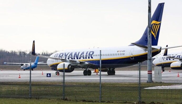 В Вильнюсе из-за сбоев GPS самолет Ryanair не мог приземлиться с первой попытки