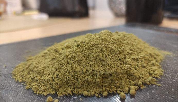 Изъяли 700 кг кратома и задержали 21 человека: правоохранители разоблачили три наркогруппировки