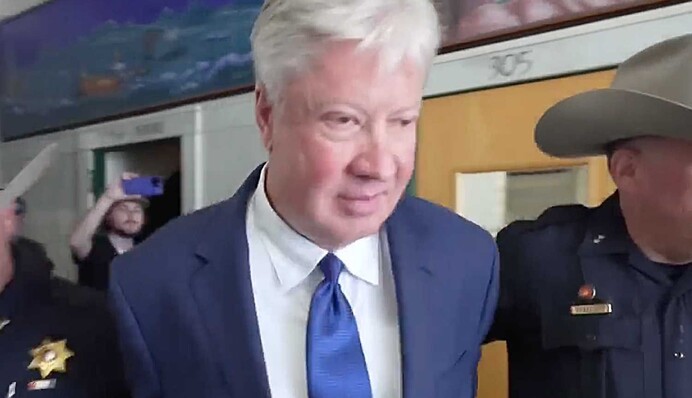 Колишнього духовного радника Трампа засудили за сексуальне насильство над дитиною