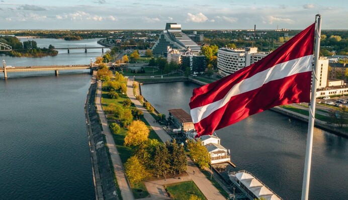 Латвія висилає понад 800 росіян через порушення міграційного законодавства