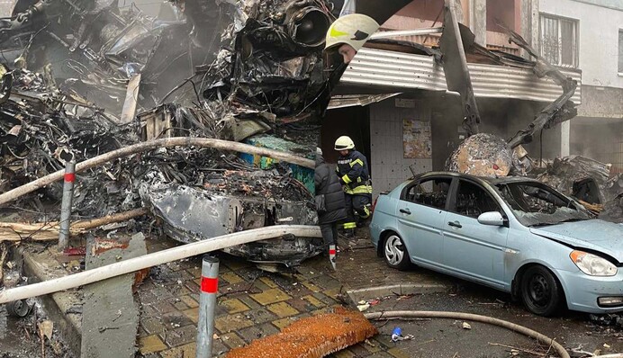 Дівчинка, що вижила під час авіатрощі у Броварах, вже майже три роки лікує наслідки опіків