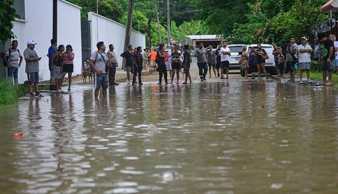 В Мексике из-за сильных ливней погибли по меньшей мере 27 человек