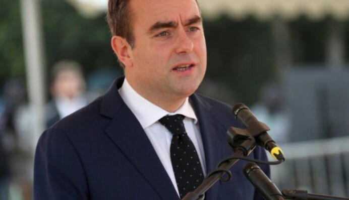 Макрон снова назначил Лекарню премьером