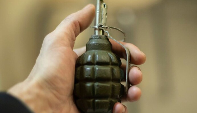 У Лозовій на Харківщині чоловік підірвав гранату: загинула людина, є поранені