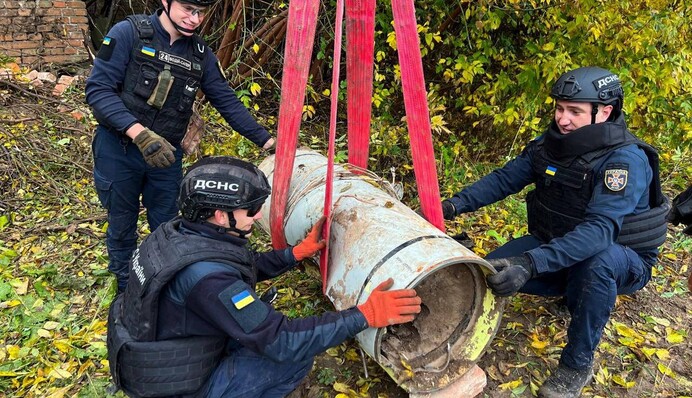В Черниговской области пиротехники обезвредили боевую часть вражеской ракеты 