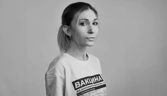 Во Франции открыли стелу в память о погибших журналистах: среди имен Виктория Рощина