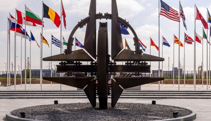 У НАТО посилюють тиск на союзників: вимагають приєднатись до закупівель зброї США для України — ЗМІ