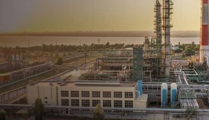 Уночі Сили оборони атакували Саратовський нафтопереробний завод