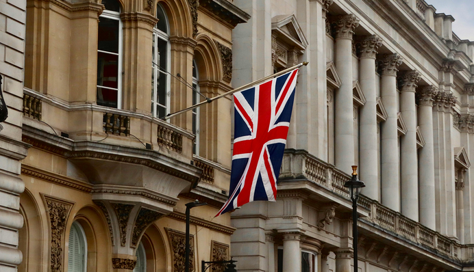 У Британії заявили про масштабні шпигунські операції Китаю проти країни