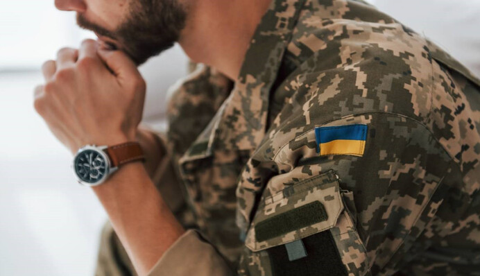 В Украине 290 тыс. уголовных дел по СОЧ: юрист рассказал, почему военные покидают части