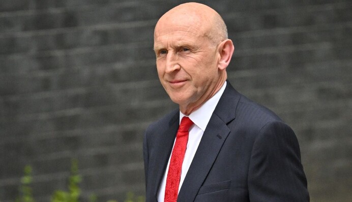 НАТО повинно підтримувати Україну відповідно до ескалації з боку Путіна — міністр оборони Британії