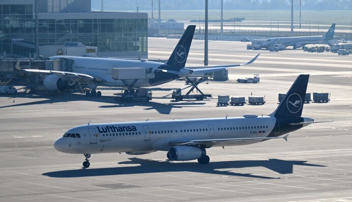 Мюнхенський аеропорт закривали через невідомі дрони