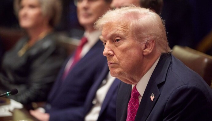 Трамп закликав Зеленського прийняти умови Путіна, інакше Росія 