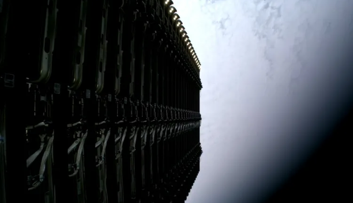 SpaceX вывела на орбиту 10-тысячный спутник Starlink