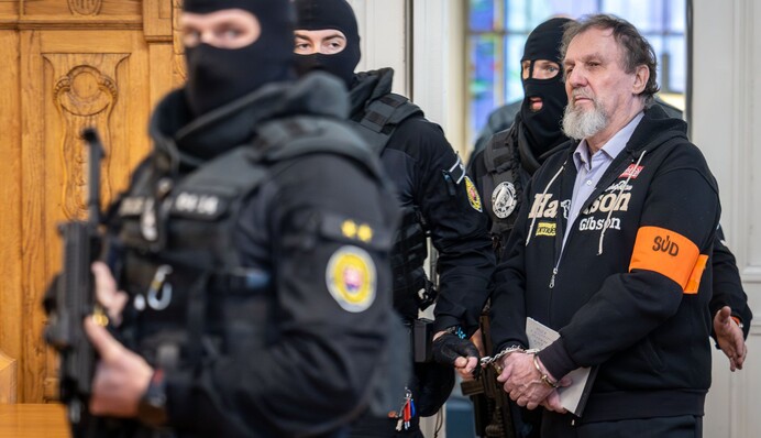 Покушение на Фицо: мужчину признали виновным в терроризме и дали 21 год заключения