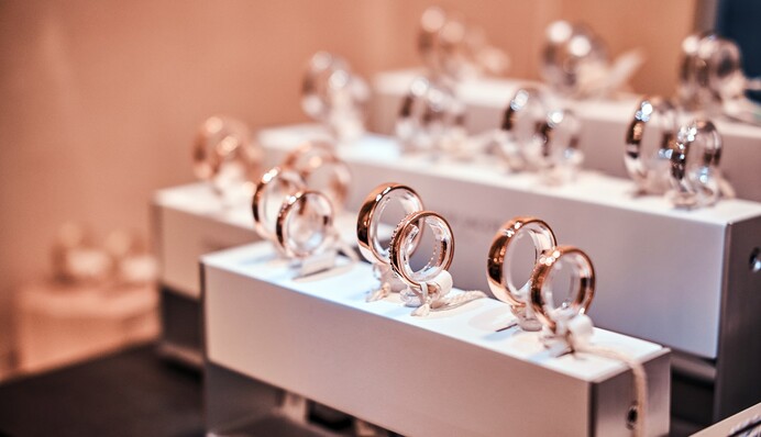В Украине растет рынок ювелирных изделий: выручка в 2024 году выросла в 1,5 раза