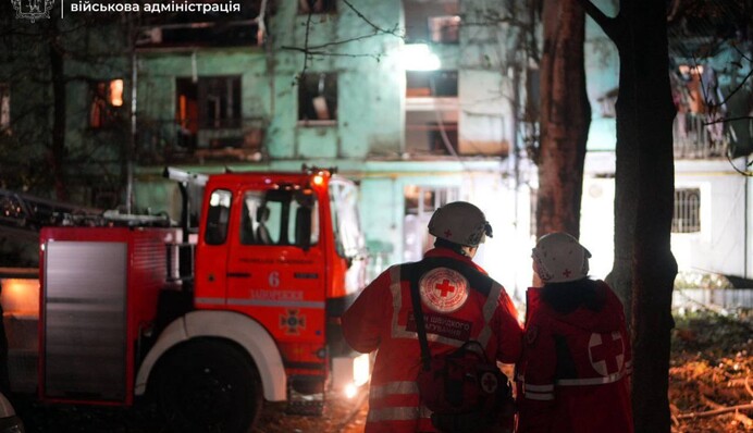 Росія атакувала Запоріжжя – пошкоджені багатоповерхівки, є постраждалі