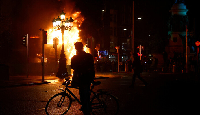 В Ірландії продовжуються антиміграційні протести