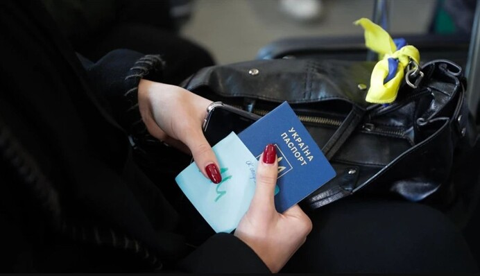 Возвращение беженцев из-за границы не решит кадровый кризис в Украине — Миграционная политика