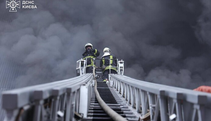 Зеленський про атаку РФ: «Жодна країна не має залишатися наодинці перед таким злом»