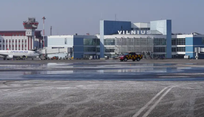 Криза з повітряними кулями у Литві: у Литві вчергове закривають аеропорт через повітряні кулі