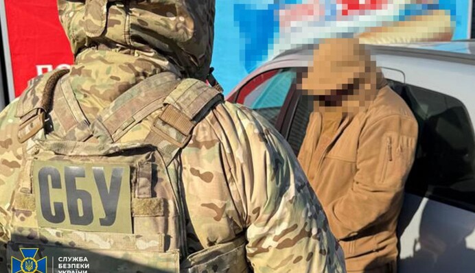 У Дніпрі керівник охорони провідного університету підозрюється у коригуванні ворожих ударів по місту