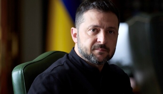 Президент повідомив про активні бої у Покровську на Донеччині