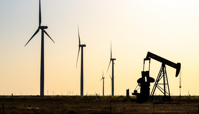 Індійські НПЗ не робили нових замовлень на російську нафту з часу введення американських санкцій – Reuters