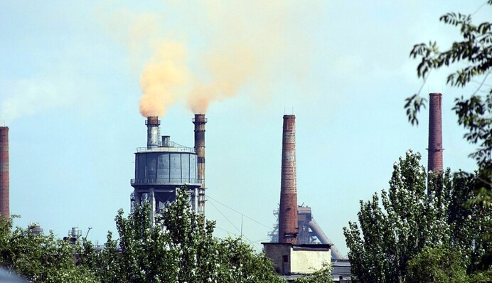 На окупованому Донбасі понад 3 тисячі підприємств зупинили роботу — зайняті лише 30% населення